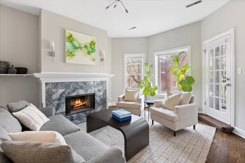 $499,000 | 4415 North Racine Avenue, Unit 2S, Chicago, IL 60640