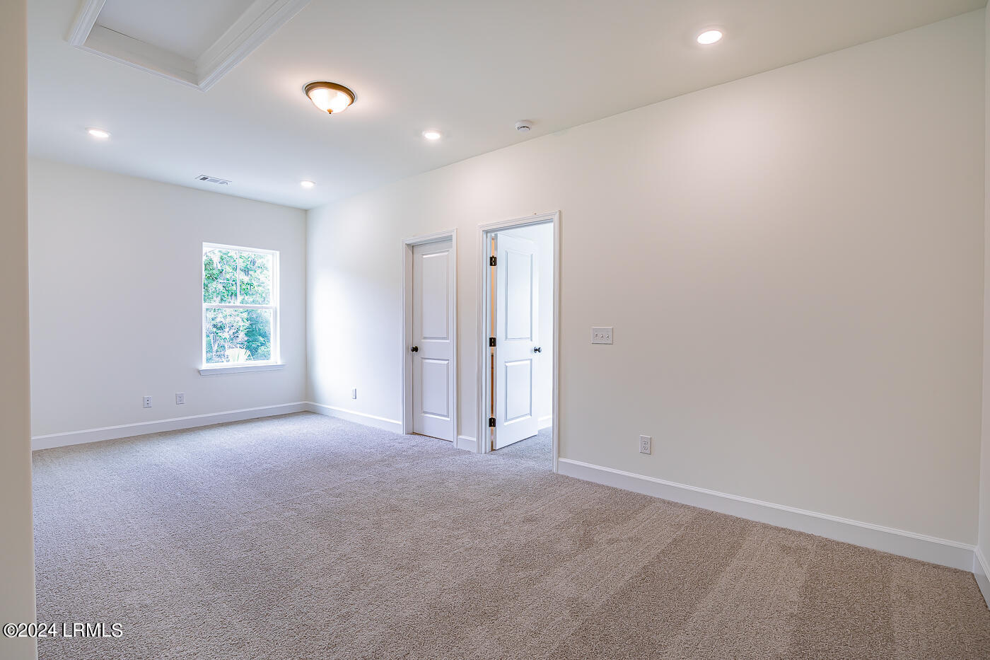 252 Weathersbee Street Ridgeland, SC 29936 - Photo 22 of 36 22 Sitting room
