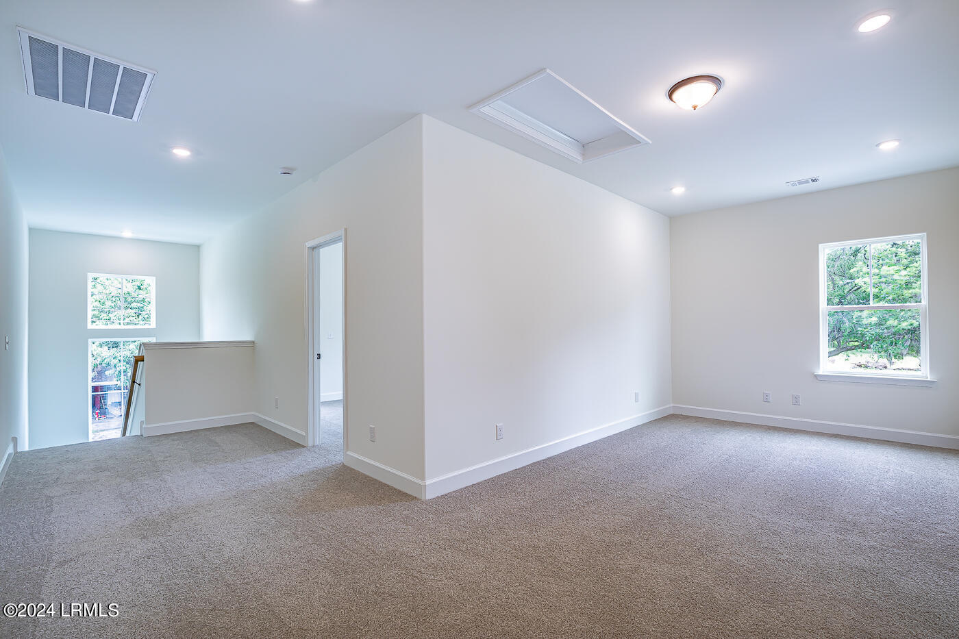 252 Weathersbee Street Ridgeland, SC 29936 - Photo 25 of 36 25 Sitting room