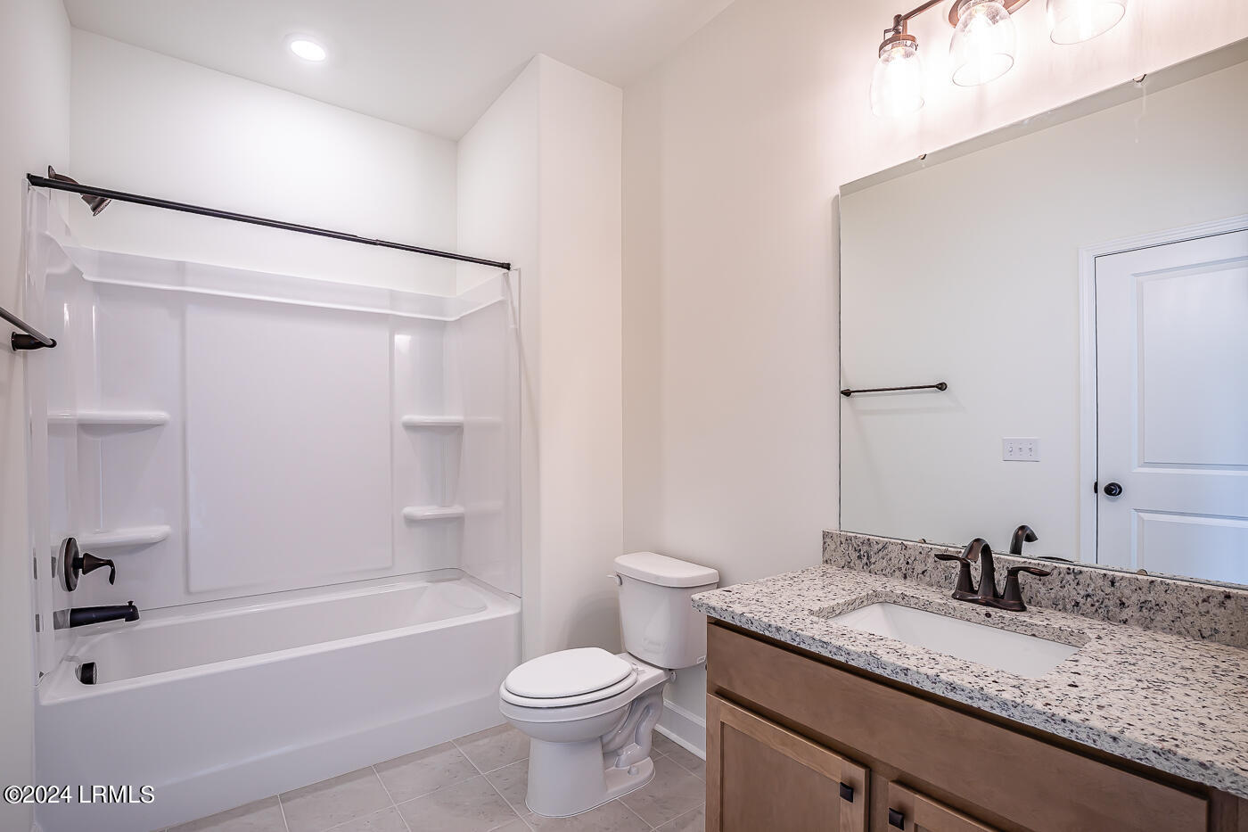 252 Weathersbee Street Ridgeland, SC 29936 - Photo 34 of 36 34 Bath