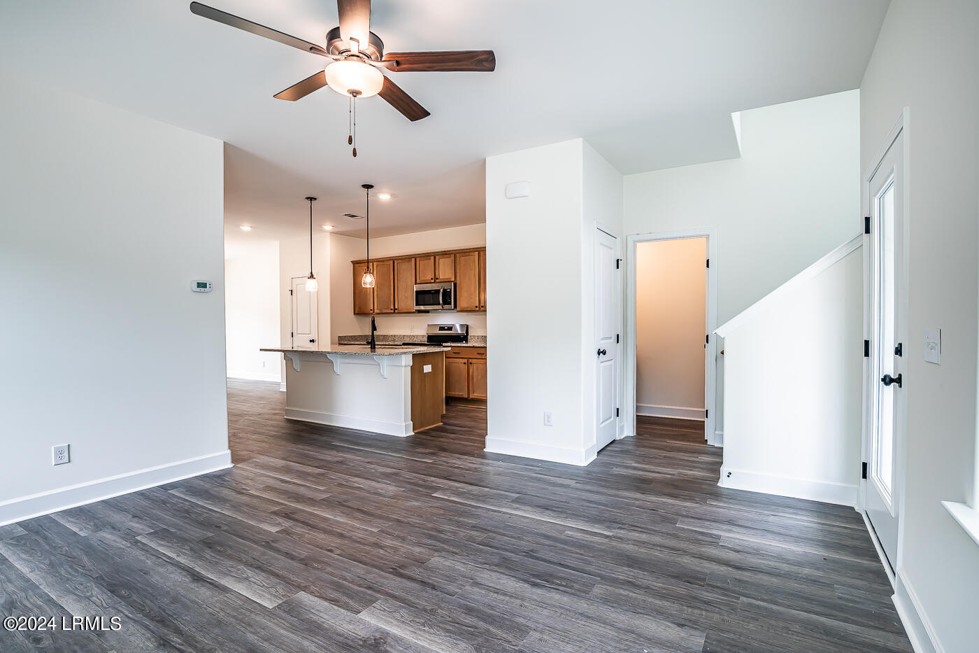 252 Weathersbee Street Ridgeland, SC 29936 - Photo 4 of 36 4 Great room