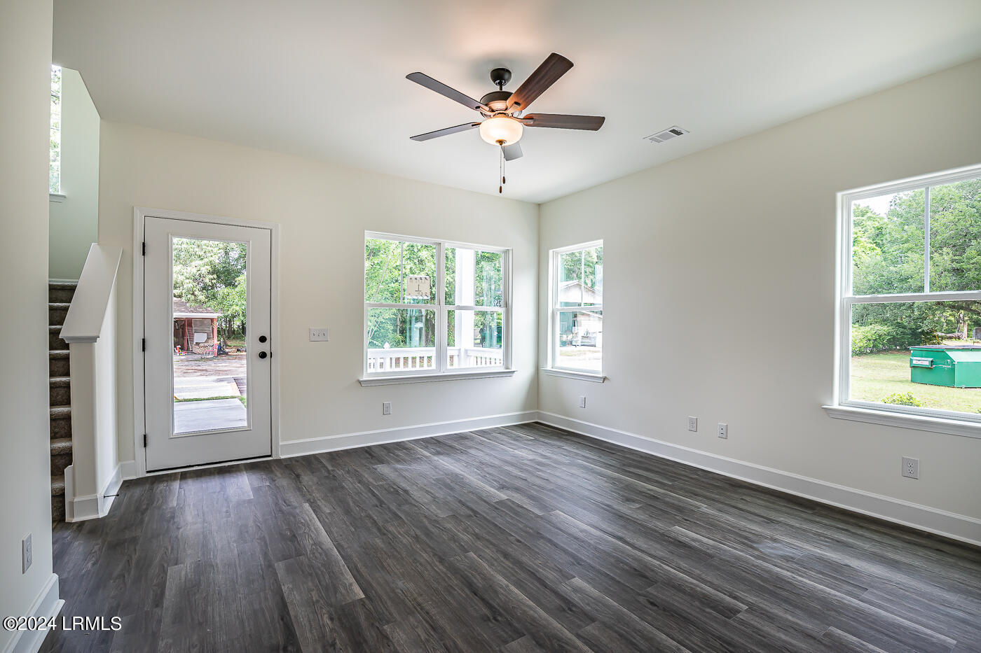 252 Weathersbee Street Ridgeland, SC 29936 - Photo 6 of 36 6 Great room