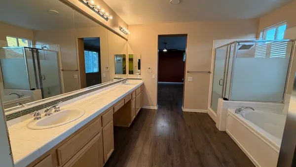 $4,950 | 28622 High Ridge Drive, Saugus, CA 91390