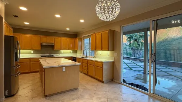 $4,950 | 28622 High Ridge Drive, Saugus, CA 91390