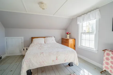 $350,000 | 1 1/2 Bartlett Street, Allenstown, NH 03275