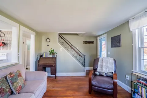 $350,000 | 1 1/2 Bartlett Street, Allenstown, NH 03275