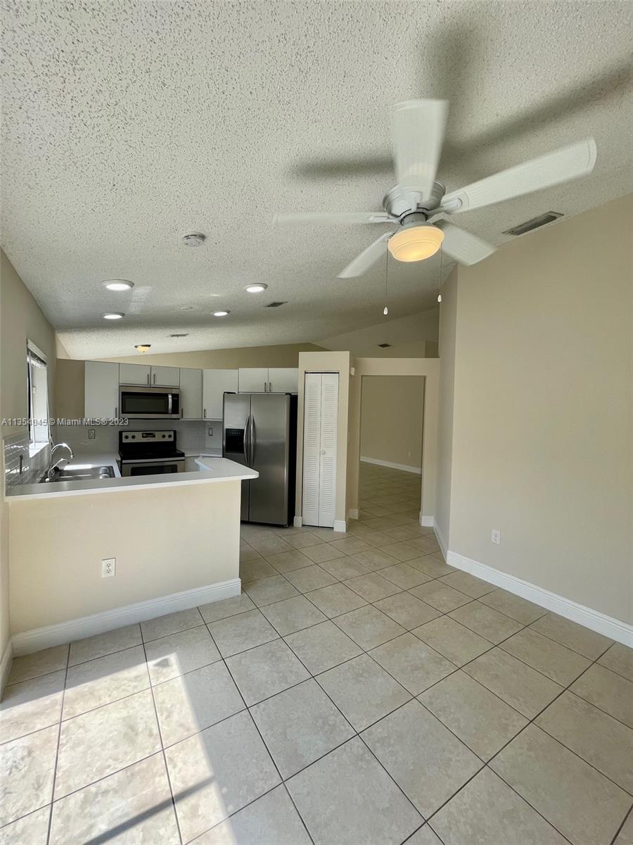 13772 Southwest 145th Terrace, Unit 13772 Miami, FL 33186 - Photo 14 of 28