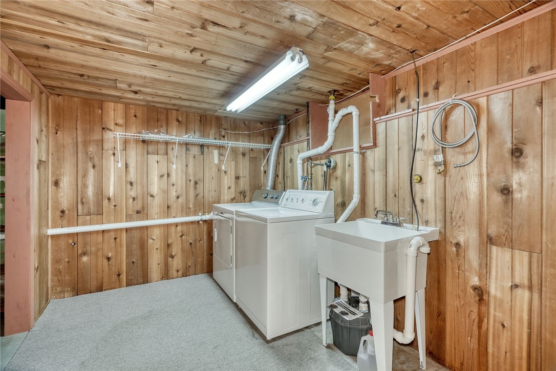 66 Merryhill Drive Rochester, NY 14625 - Photo 34 of 44
