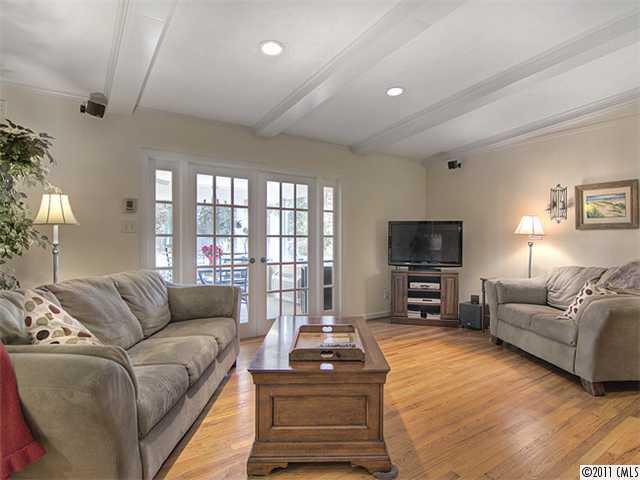 4911 Gaynor Road Charlotte, NC 28211 - Photo 9 of 16 Gallery Image 9