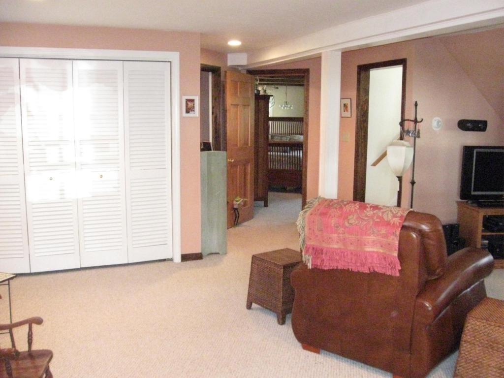 15 Griffin Road Londonderry, NH 03053 - Photo 14 of 18