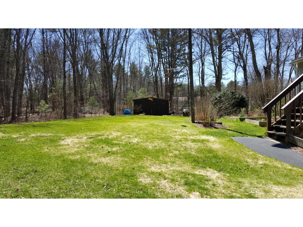 15 Griffin Road Londonderry, NH 03053 - Photo 4 of 18