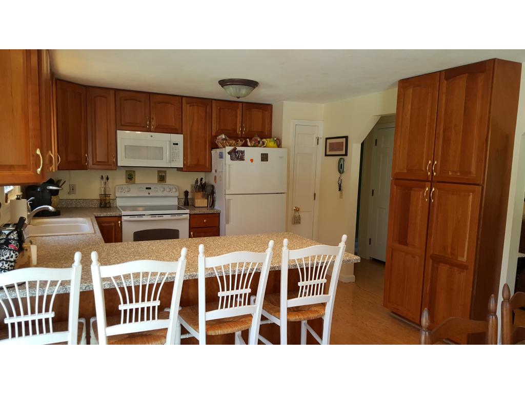 15 Griffin Road Londonderry, NH 03053 - Photo 6 of 18