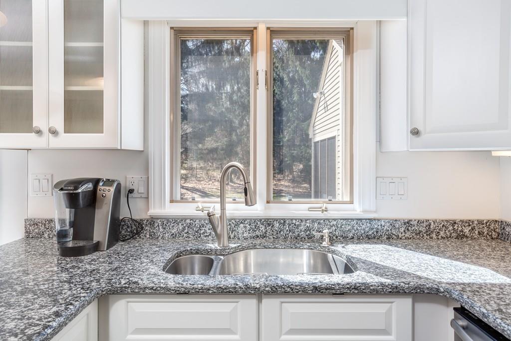 29 Ashcroft Road Sharon, MA 02067 - Photo 10 of 35 Gallery Image 10