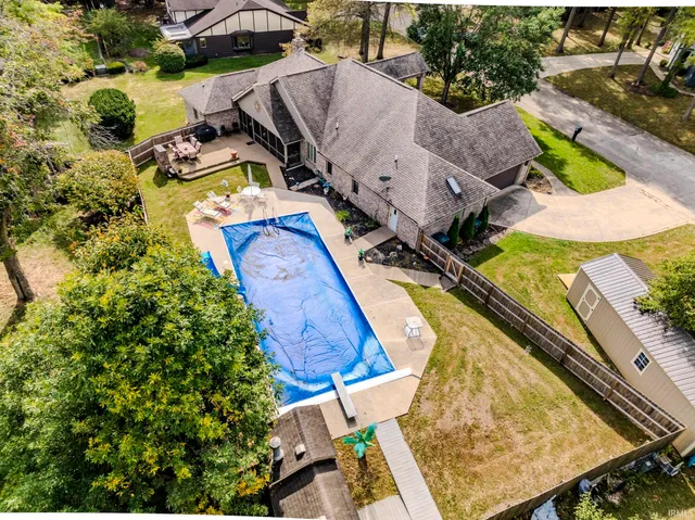 $464,000 | 4808 North Camelot Drive, Muncie, IN 47304