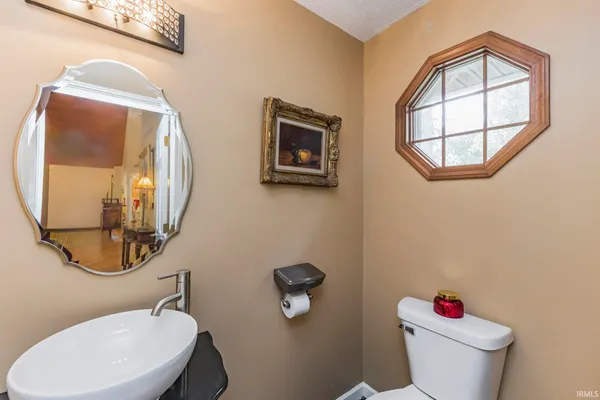 $425,000 | 4808 North Camelot Drive, Muncie, IN 47304