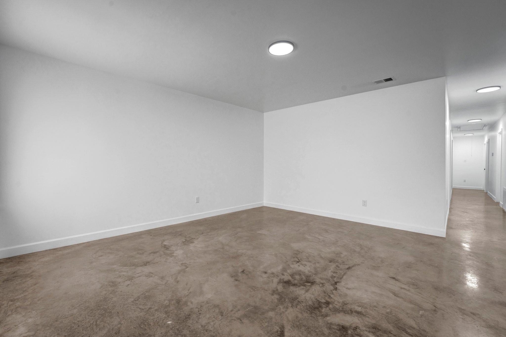 630 King Road Memphis, TN 38109 - Photo 15 of 27 Empty room featuring concrete floors
