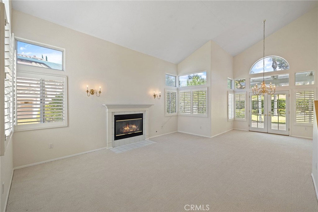 28974 Clear Spring Lane Highland, CA 92346 - Photo 4 of 65 Living room