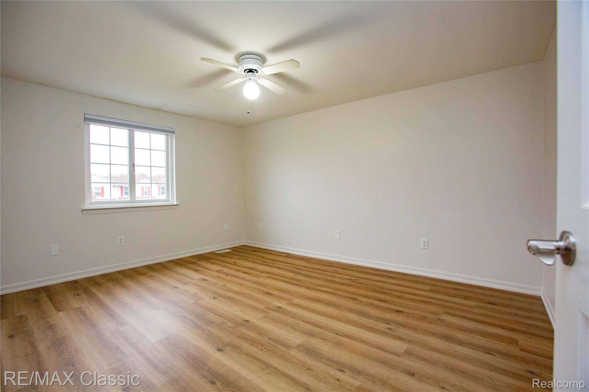 1451 Walnut Ridge Circle Canton, MI 48187 - Photo 18 of 27 Photos-18.JPG