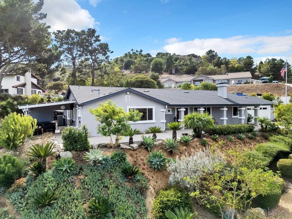 2247 Johnston Road Escondido, CA 92029 - Photo 4 of 61 Gallery Image 4