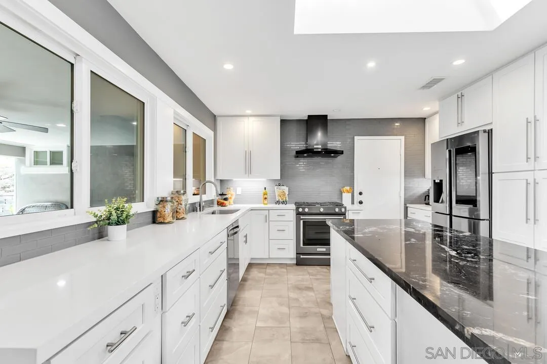 2247 Johnston Road Escondido, CA 92029 - Photo 8 of 61 Gallery Image 8