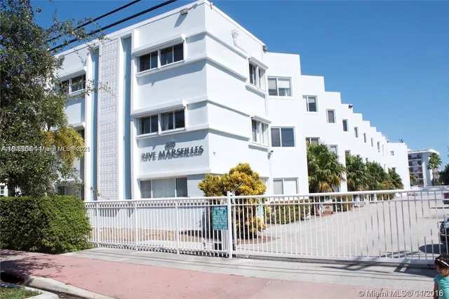 $1,950 | 1185 Marseille Drive, Unit 307, Miami Beach, FL 33141