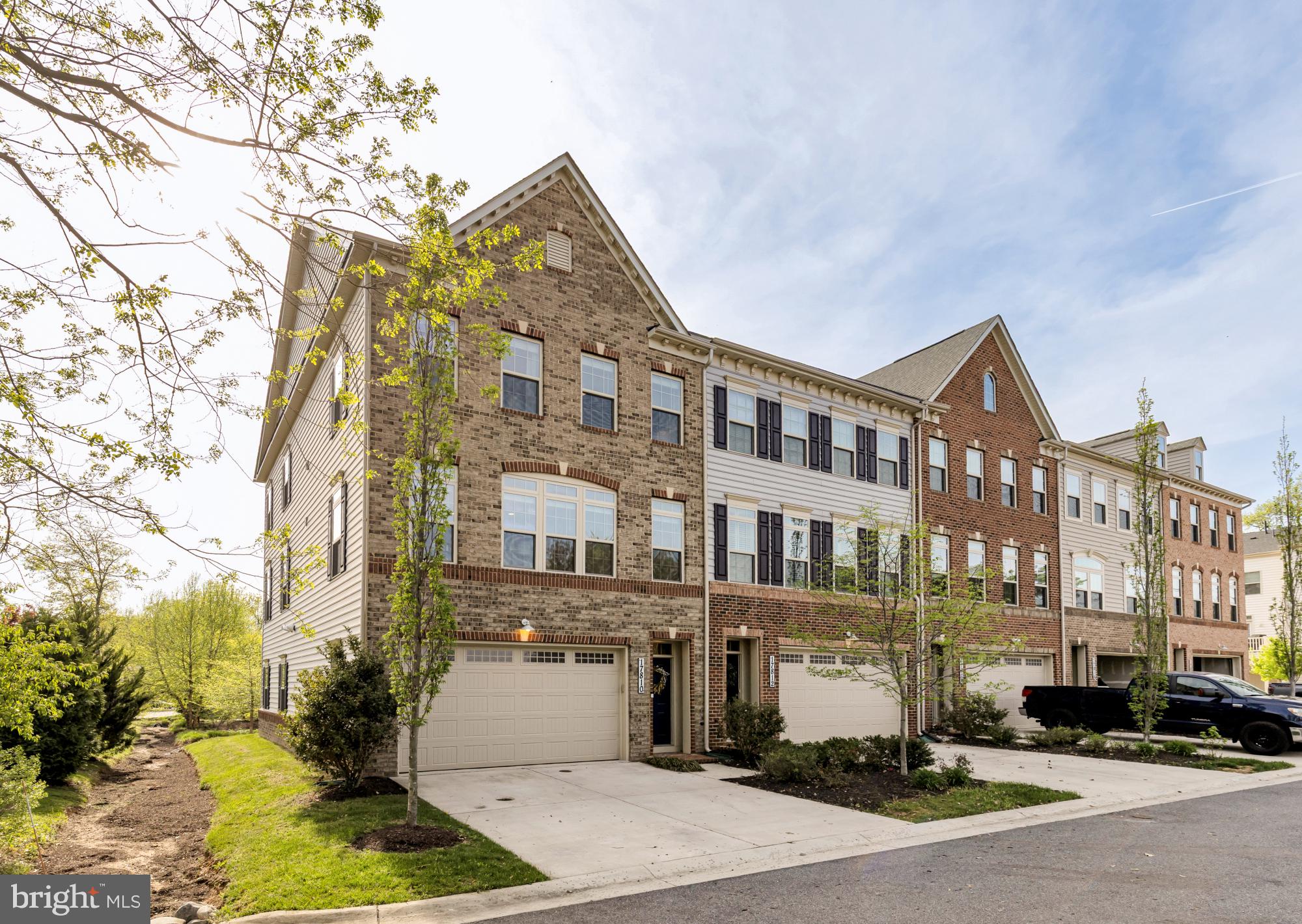 17810 Thomas Village Lane Sandy Spring, MD 20860 - Photo 2 of 58