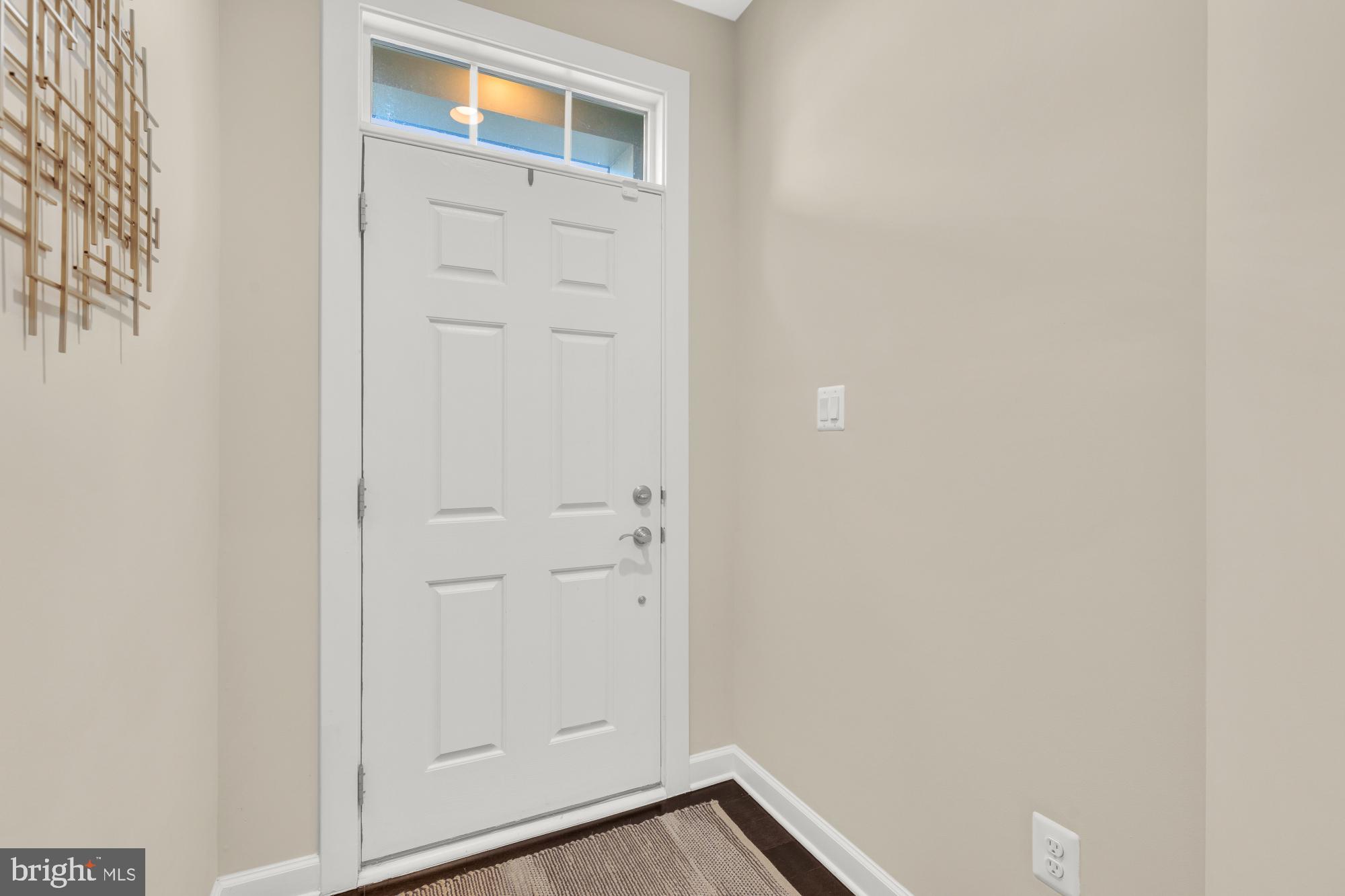 17810 Thomas Village Lane Sandy Spring, MD 20860 - Photo 5 of 58 foyer