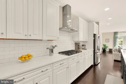 $739,000 | 17810 Thomas Village Lane, Sandy Spring, MD 20860