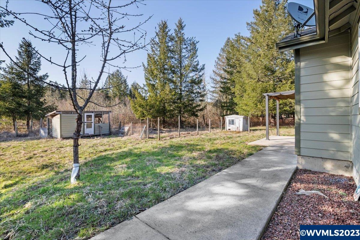 3506 Limestone Road Dallas, OR 97338 - Photo 30 of 39