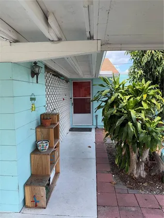$327,000 | 3202 21st Avenue West, Bradenton, FL 34205