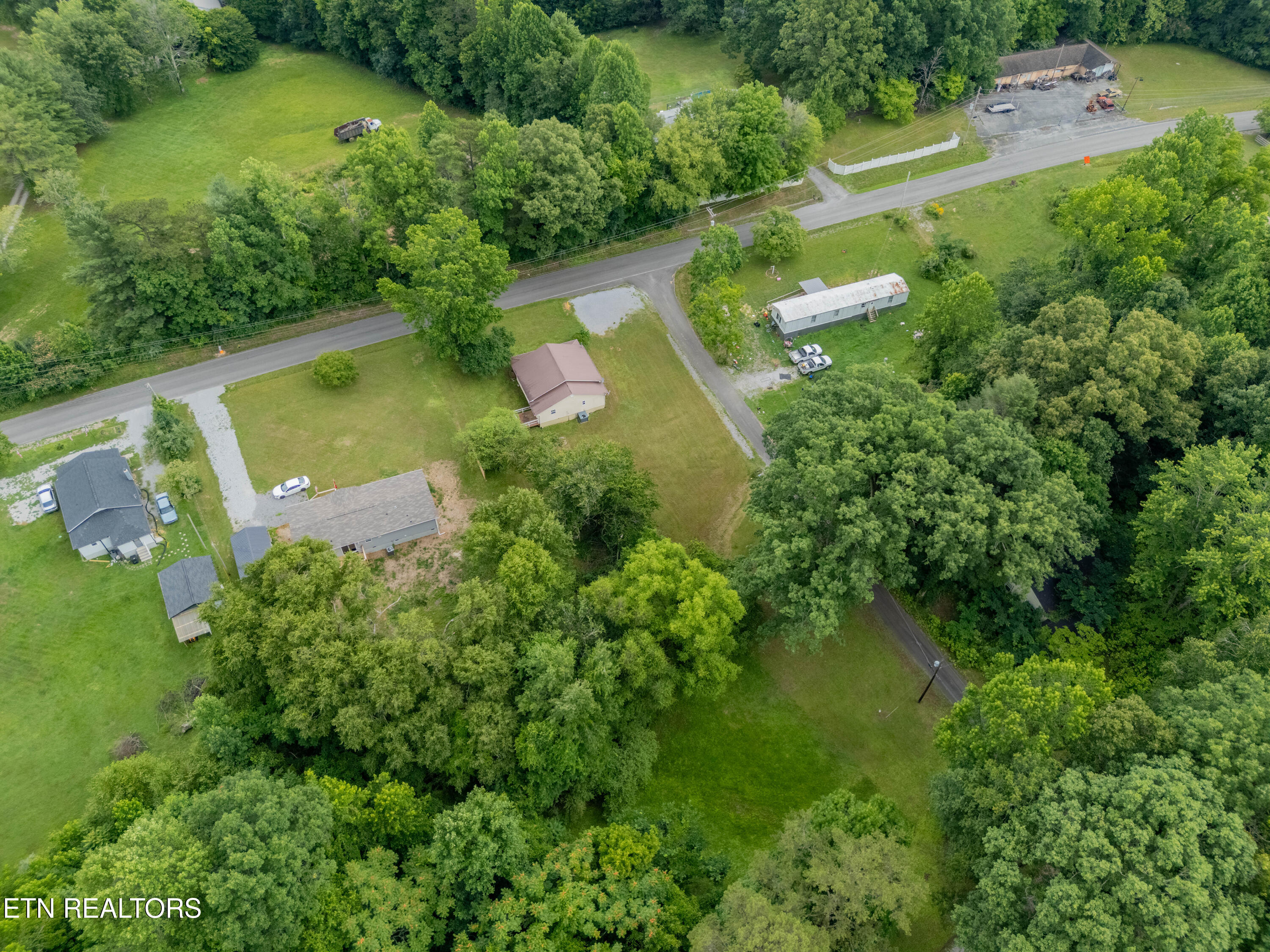 440 Liberty Road Wartburg, TN 37887 - Photo 16 of 20 DJI_20260626151026_0181_D-HDR