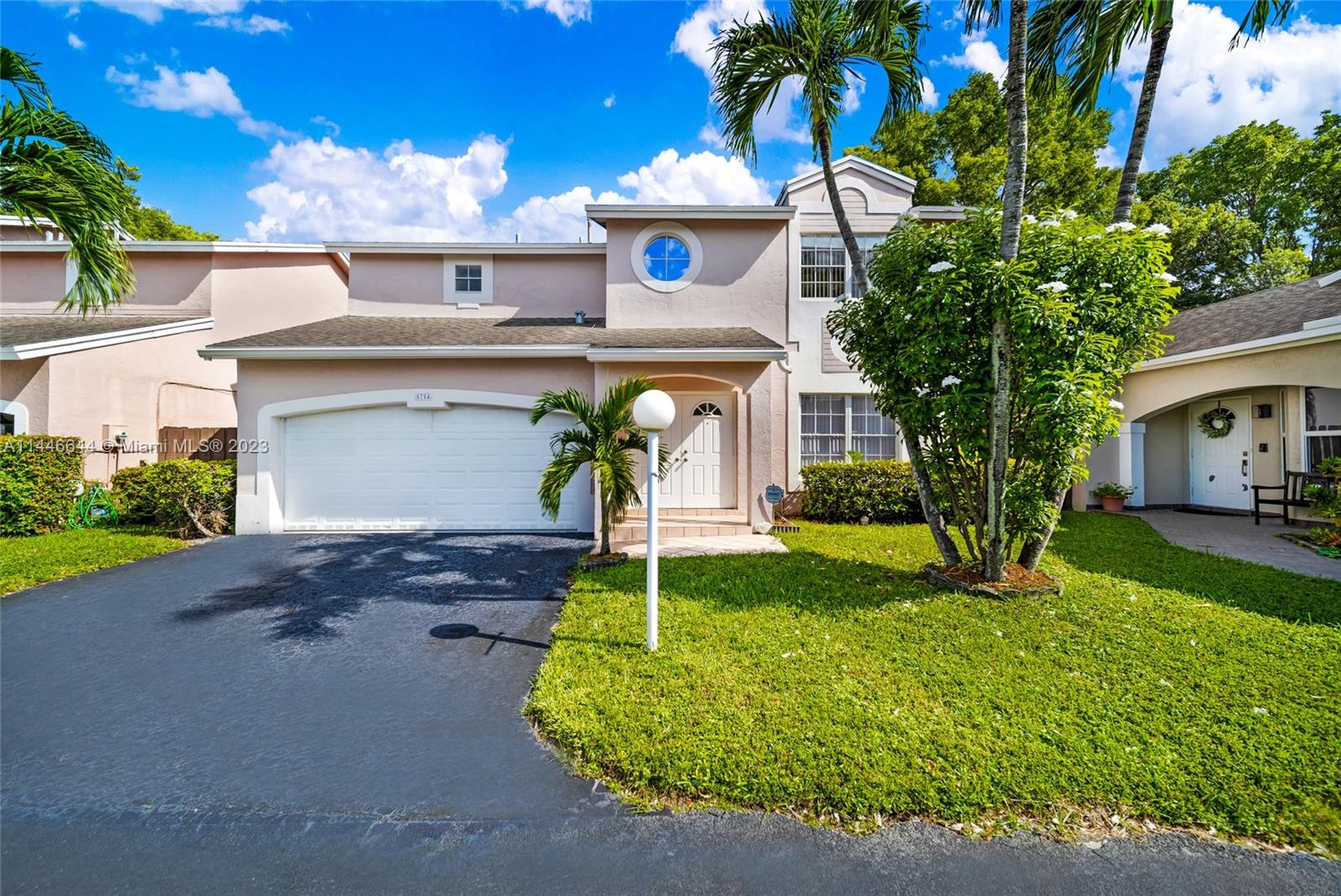 5754 Northwest 101st Ct