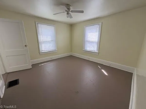 $1,175 | 2416 North Patterson Avenue, Winston-Salem, NC 27105
