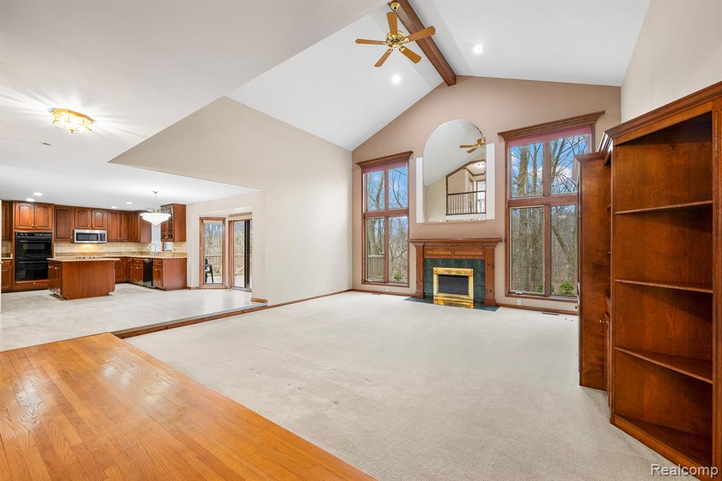 1384 Lakeview Drive Rochester Hills, MI 48306 - Photo 22 of 65