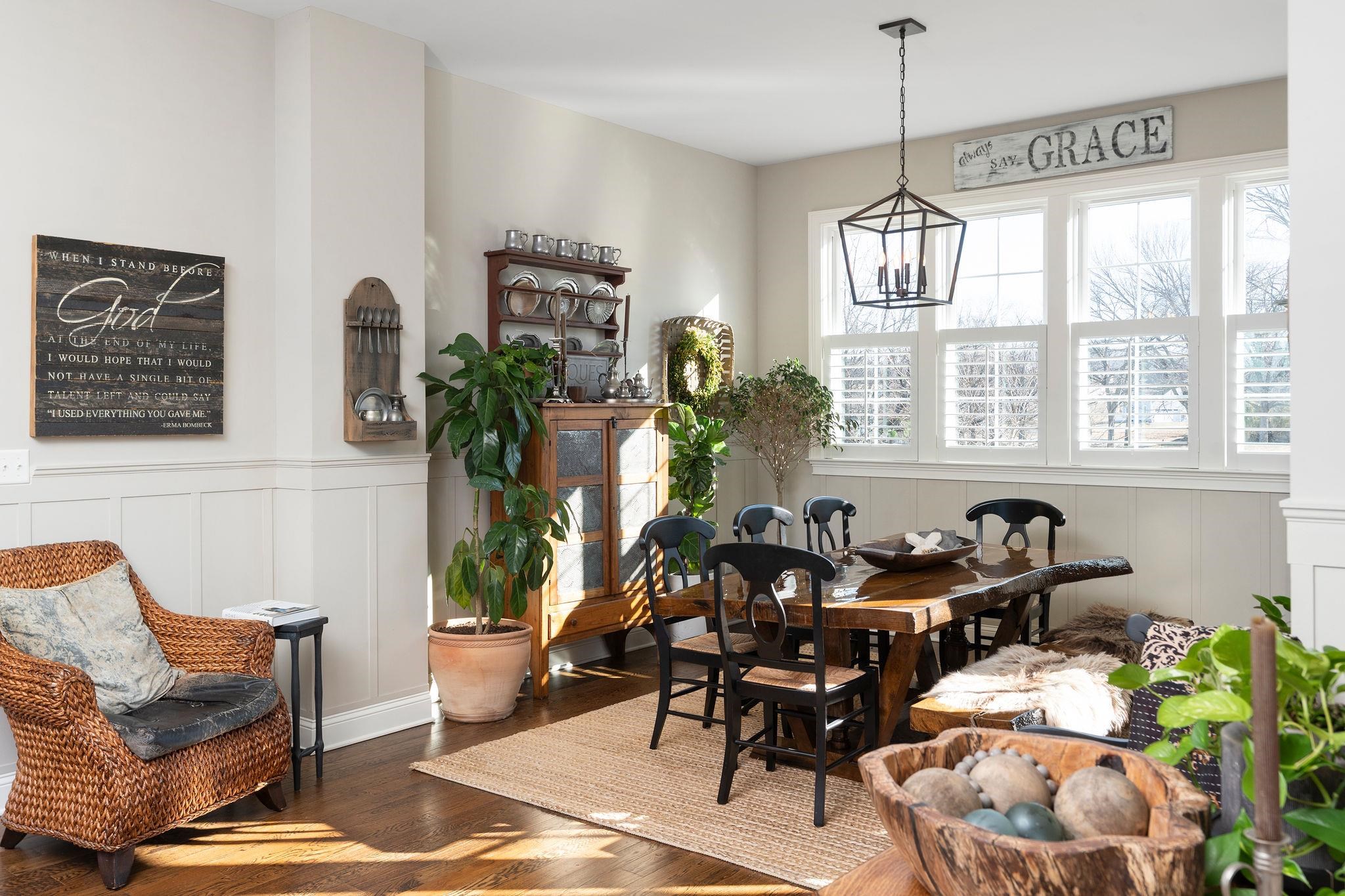 10 Cora Lane Lexington, VA 24450 - Photo 13 of 74 a dining room with furniture and window