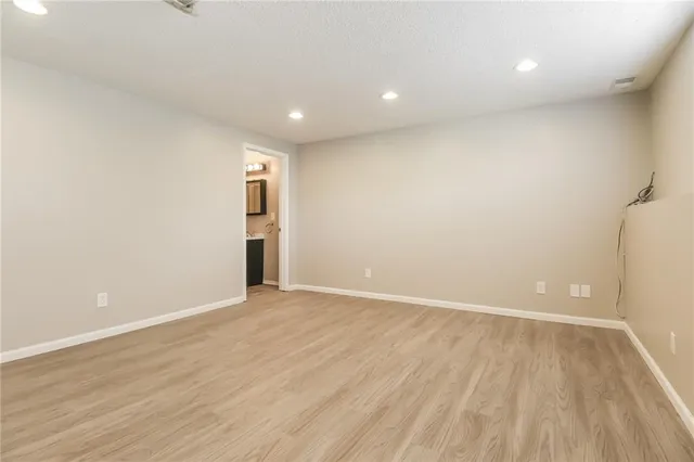 $2,265 | 3401 Northwest 84th Terrace, Kansas City, MO 64154