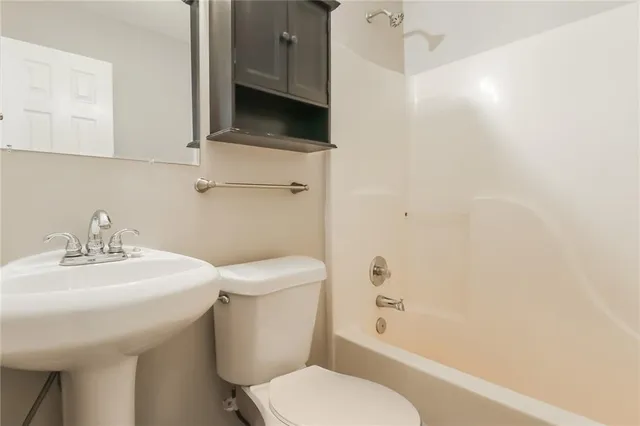 $2,265 | 3401 Northwest 84th Terrace, Kansas City, MO 64154