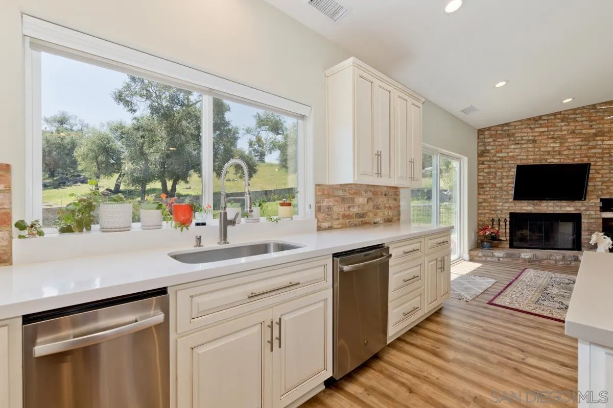 15915 Lawson Valley Road Jamul, CA 91935 - Photo 10 of 74 Gallery Image 10