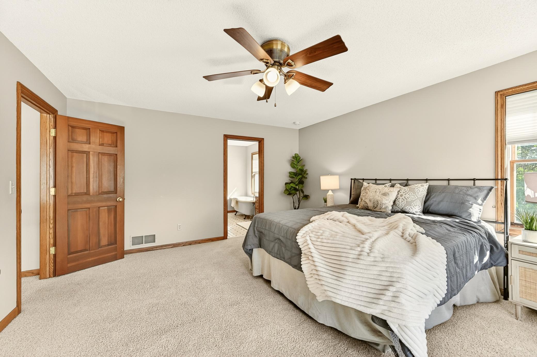 1915 Folwell Drive Southwest Rochester, MN 55902 - Photo 17 of 32