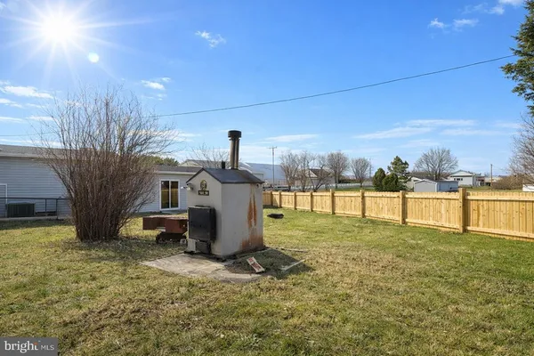 $1,950 | 87 Becks Lane, Inwood, WV 25428