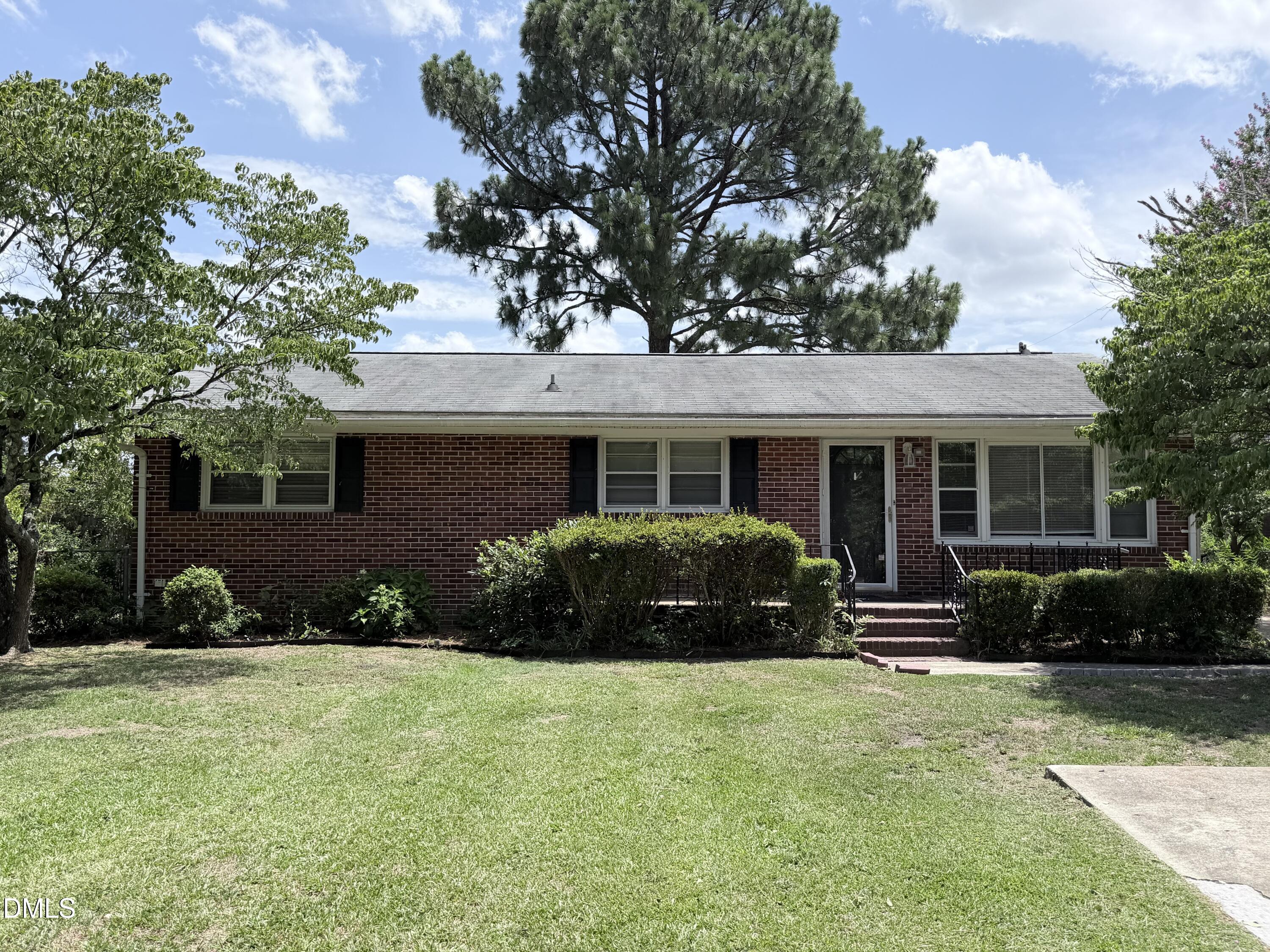 408 Rutherford Street Spring Lake, NC 28390 - Photo 1 of 36 IMG_4628