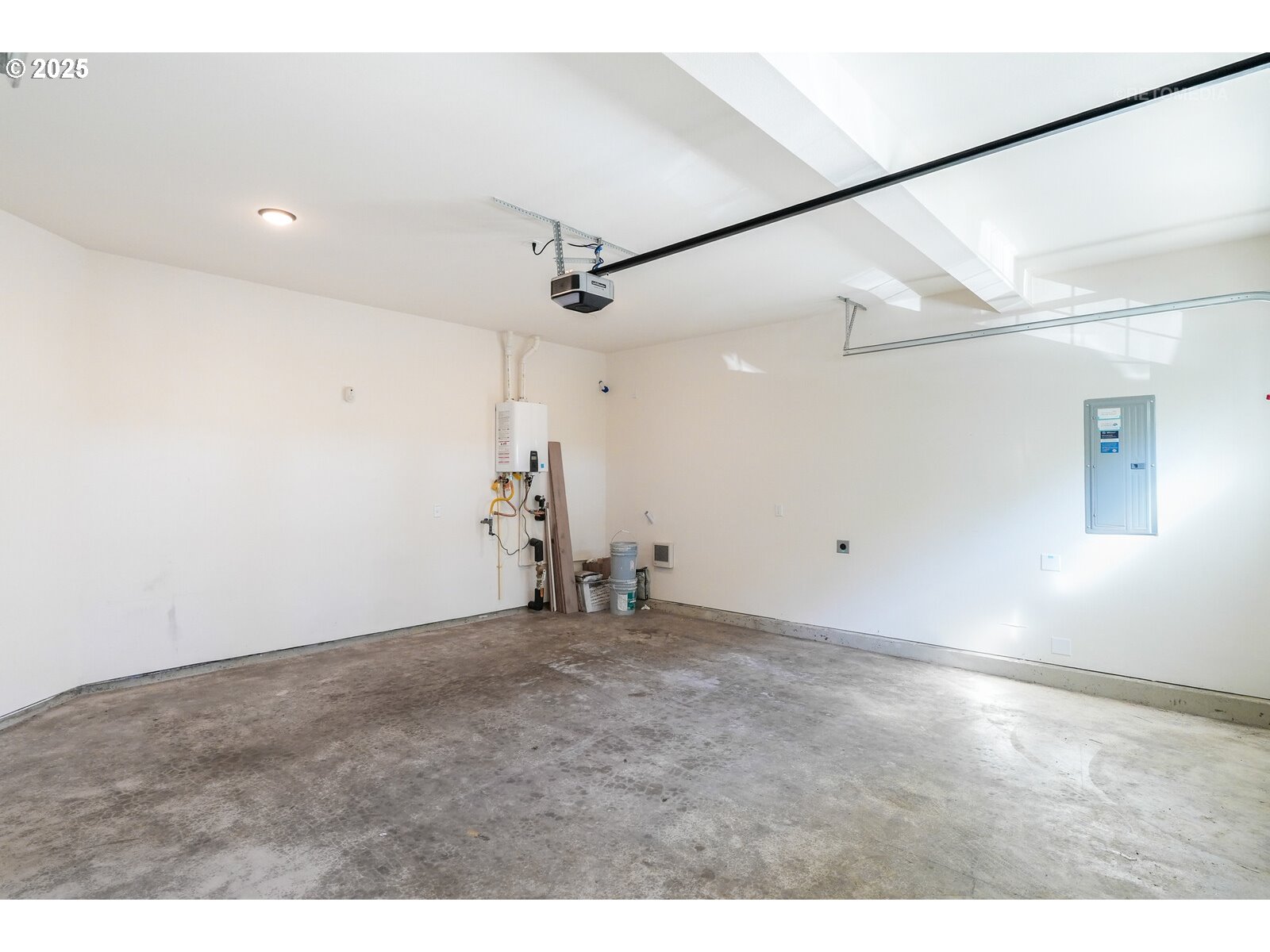 6621 Northwest Lolo Terrace Portland, OR 97229 - Photo 44 of 48