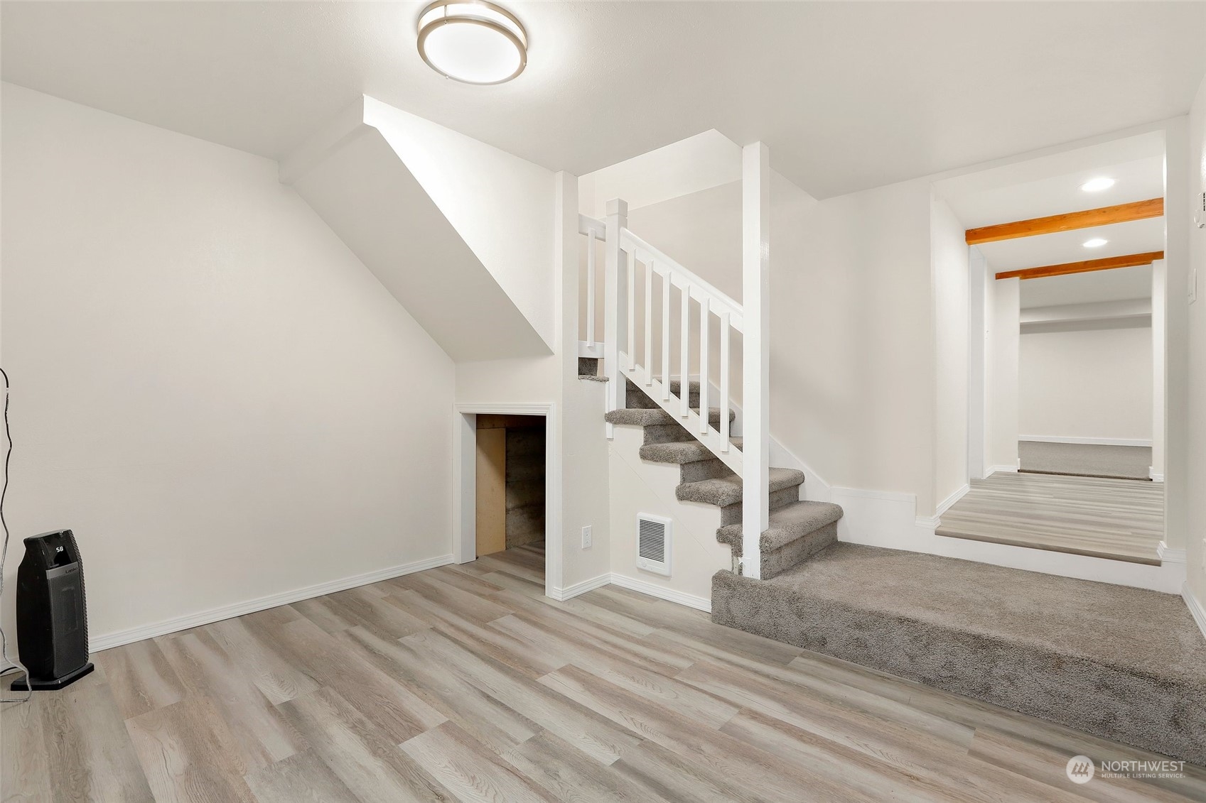 917 Maple Street Everett, WA 98201 - Photo 17 of 30 Gallery Image 17