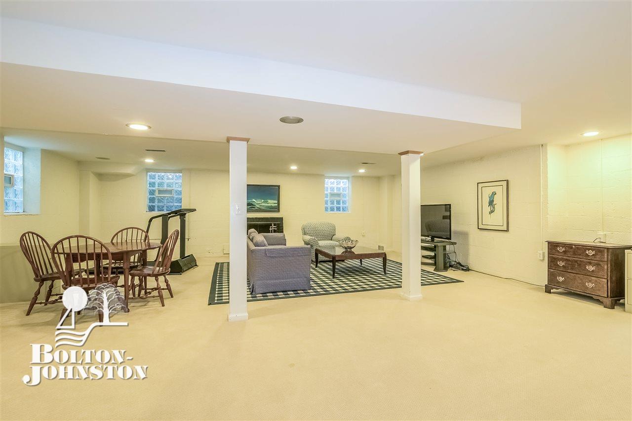 110 Touraine Road Grosse Pointe Farms, MI 48236 - Photo 43 of 68
