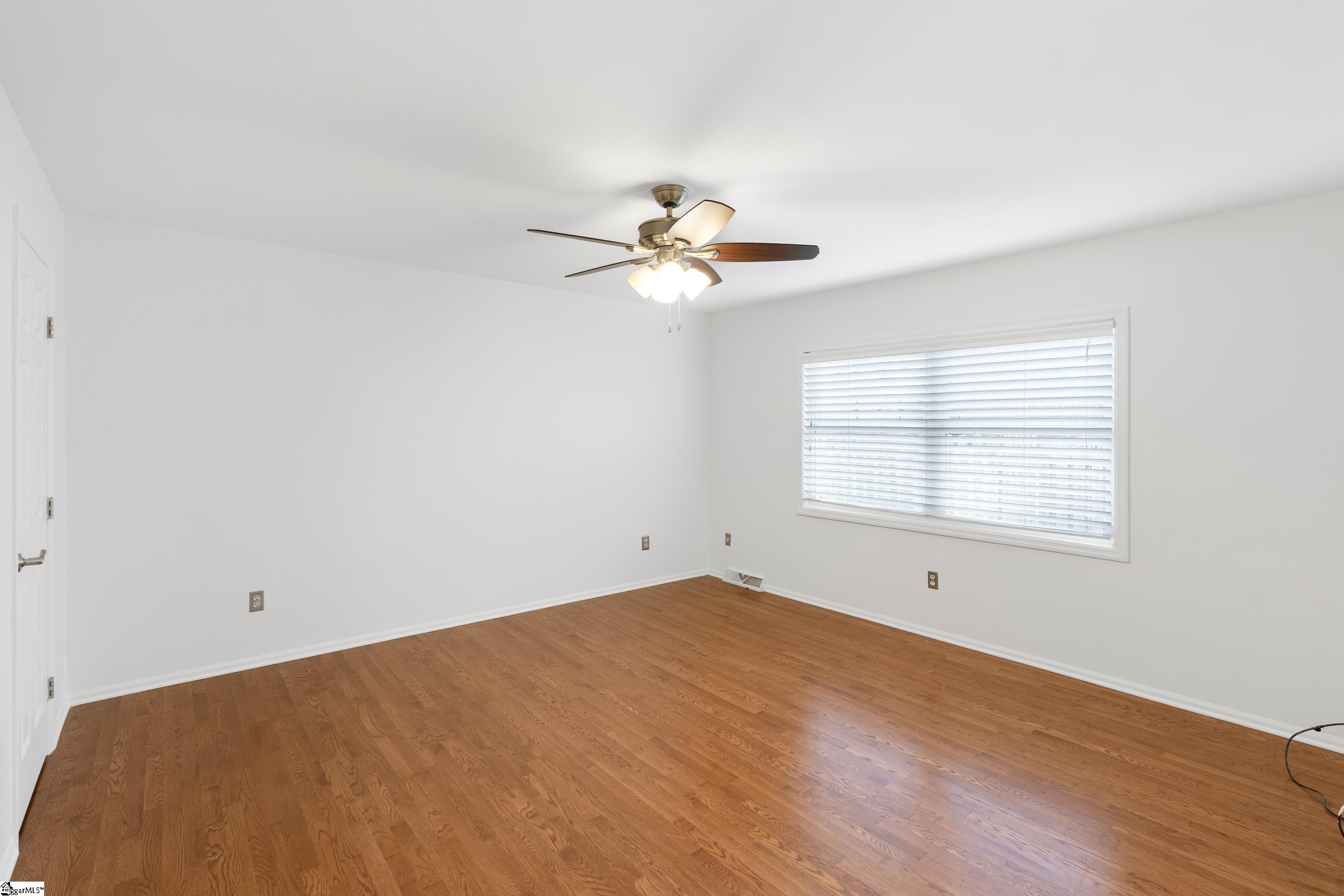 11 Meredith Lane Greenville, SC 29607 - Photo 15 of 36