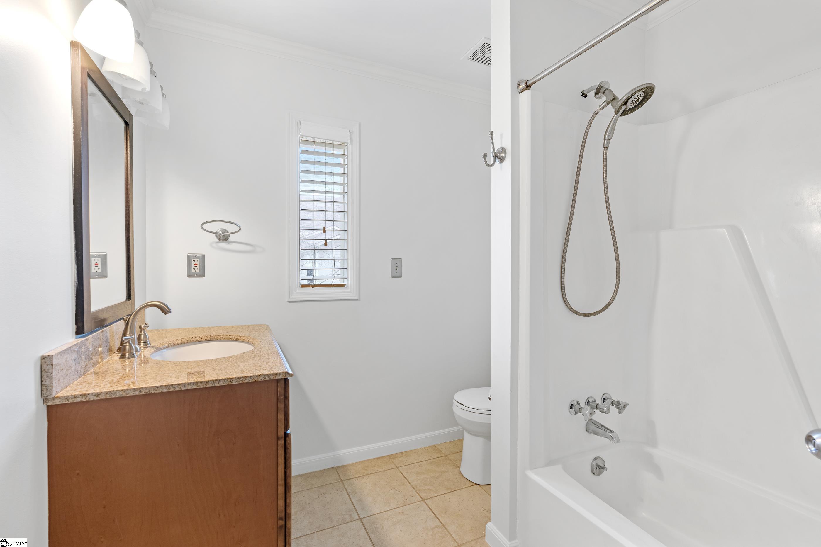 11 Meredith Lane Greenville, SC 29607 - Photo 27 of 36