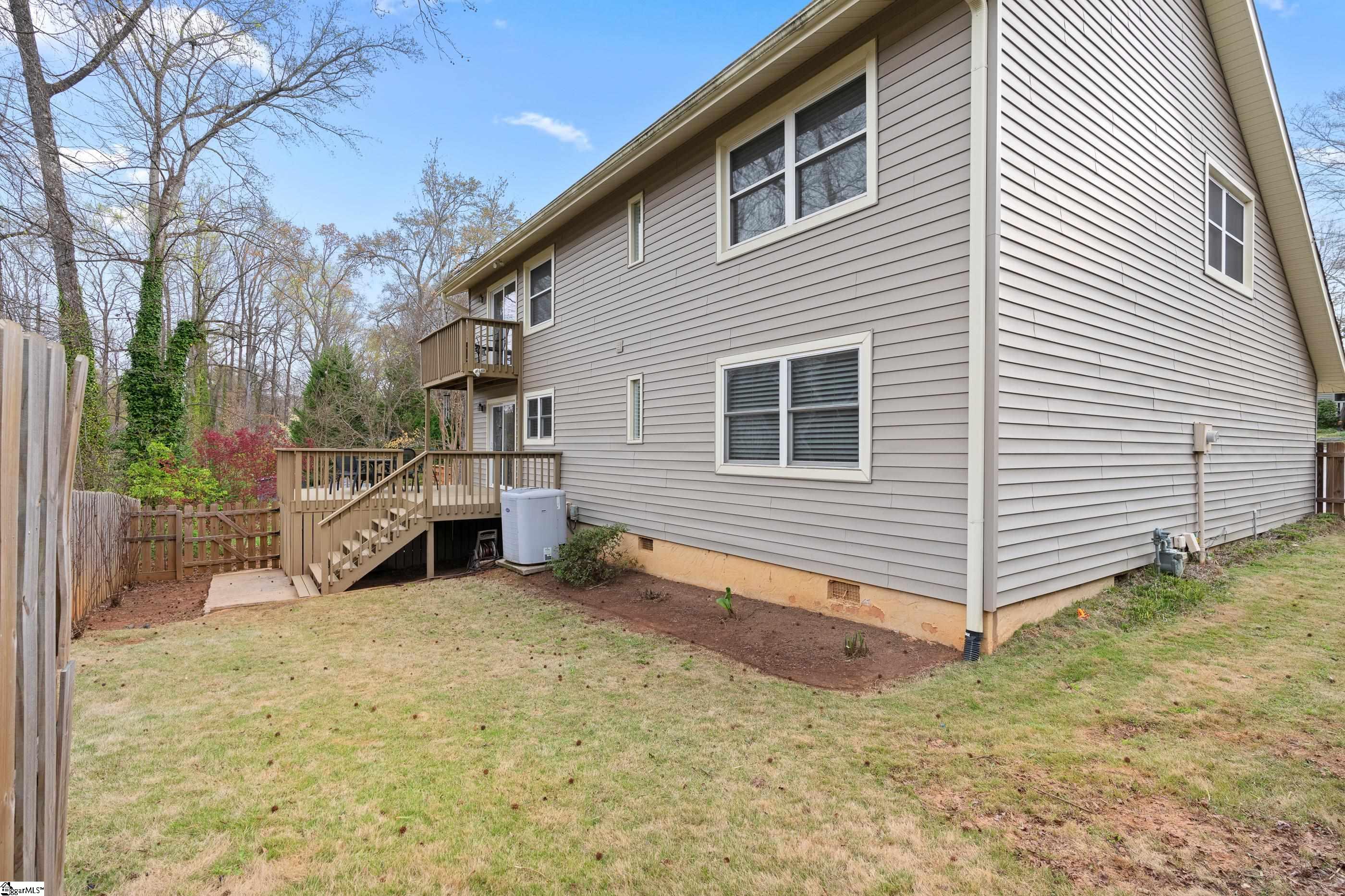 11 Meredith Lane Greenville, SC 29607 - Photo 31 of 36