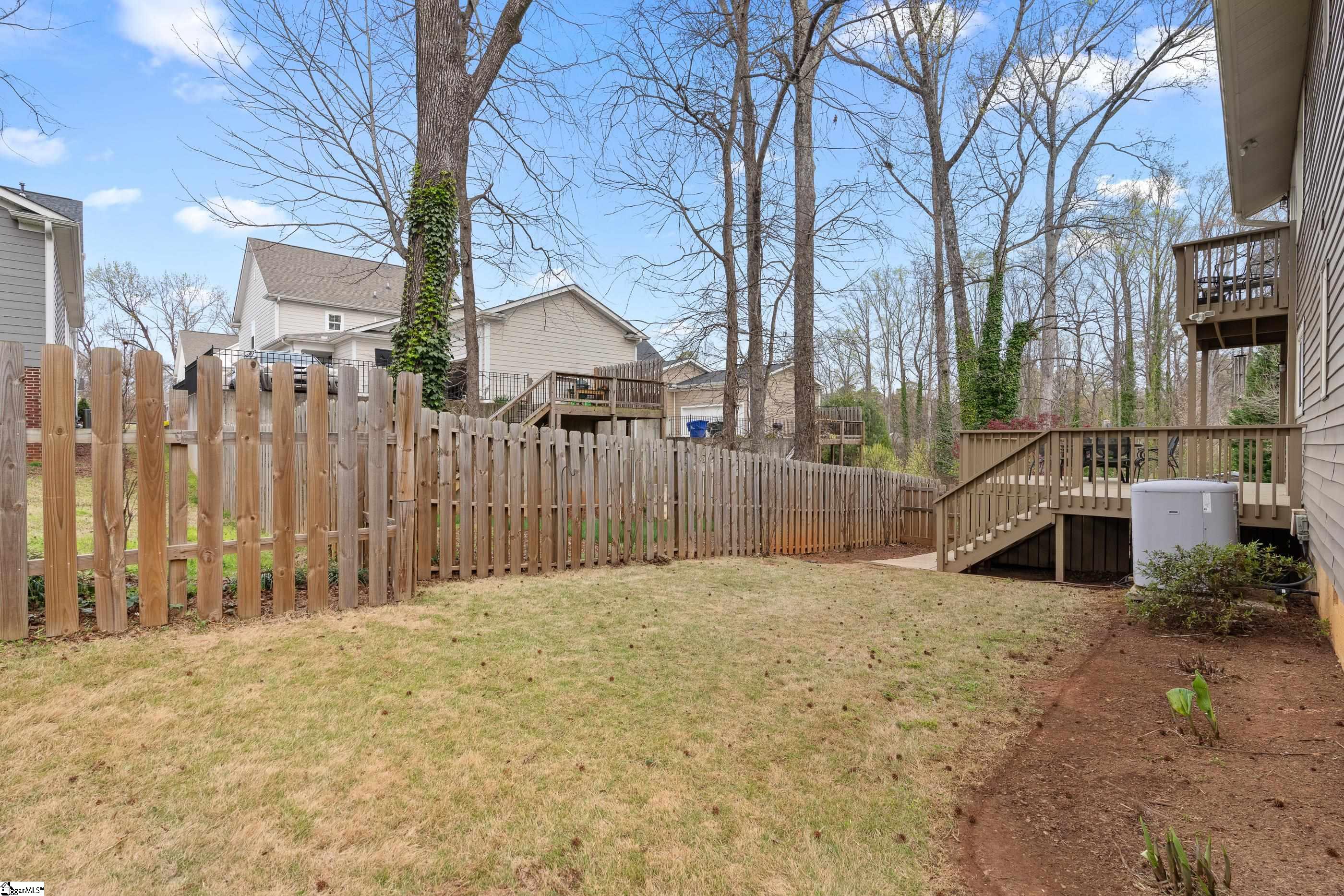 11 Meredith Lane Greenville, SC 29607 - Photo 32 of 36