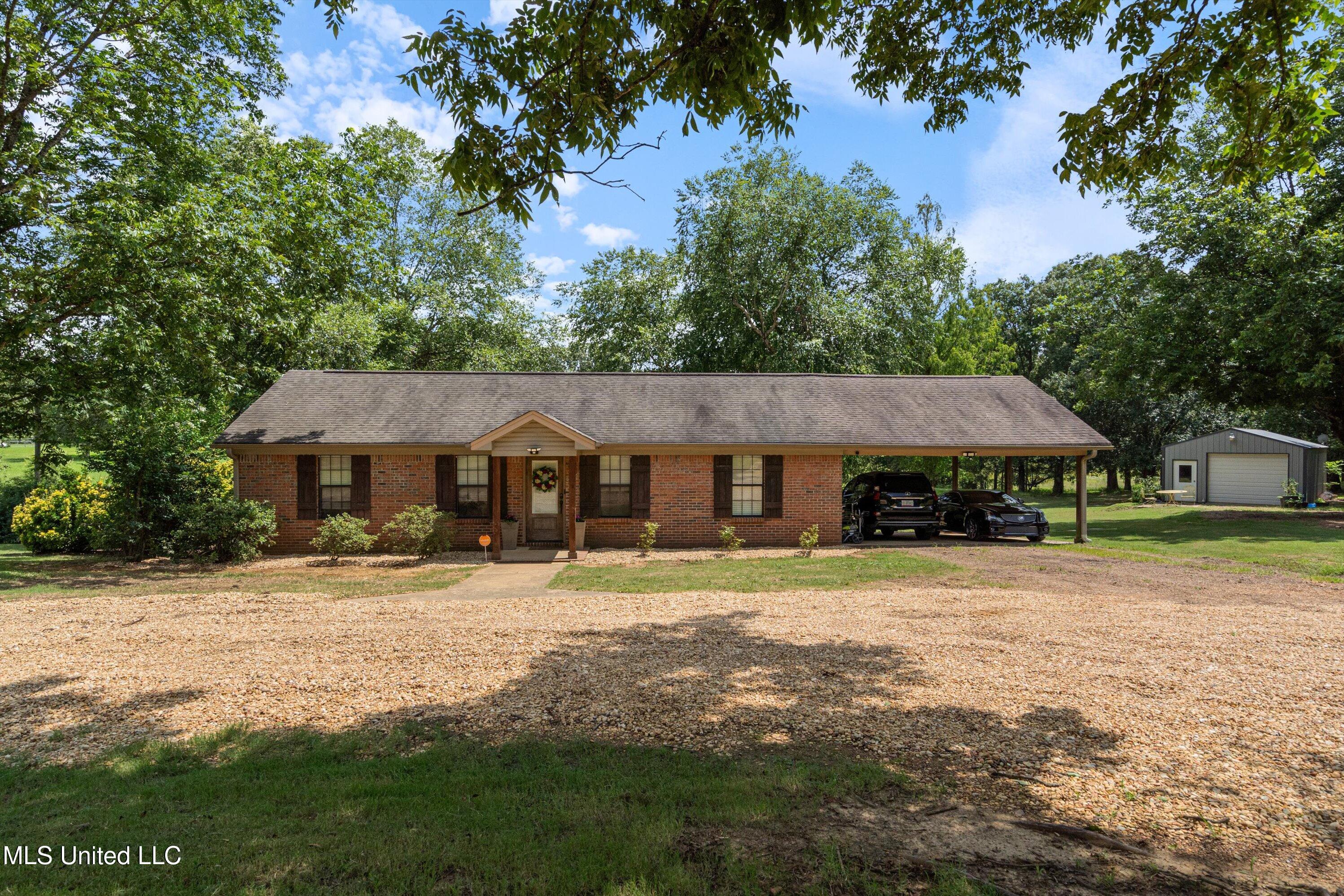 1274 Baker Road Courtland, MS 38620 - Photo 1 of 23 01-DSC8723