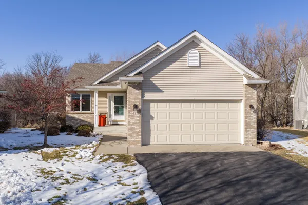 $454,900 | 1421 Blue Flag Court, Northfield, MN 55057